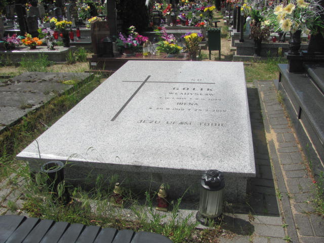 Grób Władysław Golik