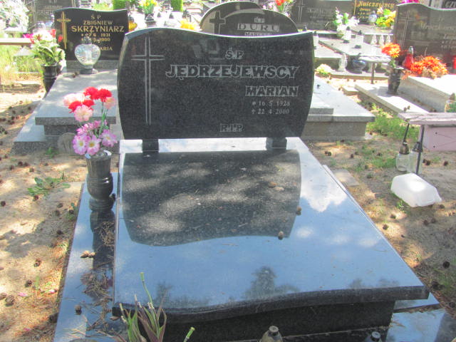 Grób Marian Jędrzejewski