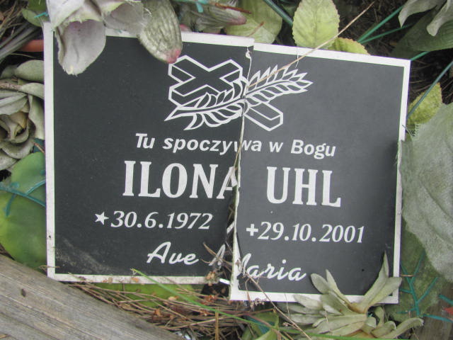 Ilona Uhl 1972 Bydgoszcz - Grobonet - Wyszukiwarka osób pochowanych