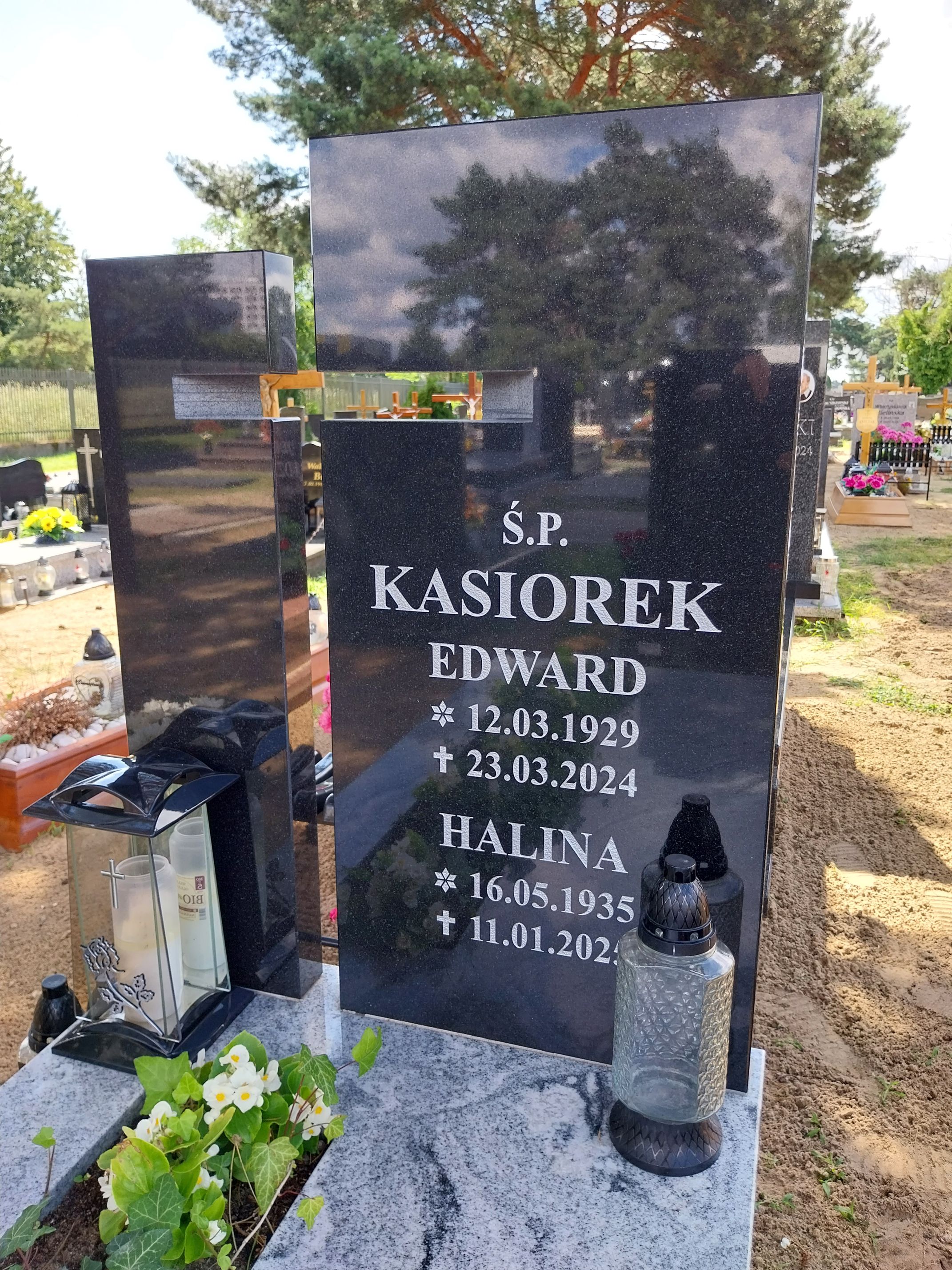 Halina Kasiorek 1935 Bydgoszcz - Grobonet - Wyszukiwarka osób pochowanych