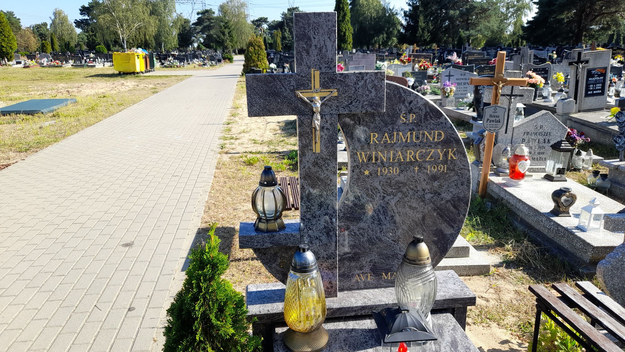 Grób Rajmund Winiarczyk