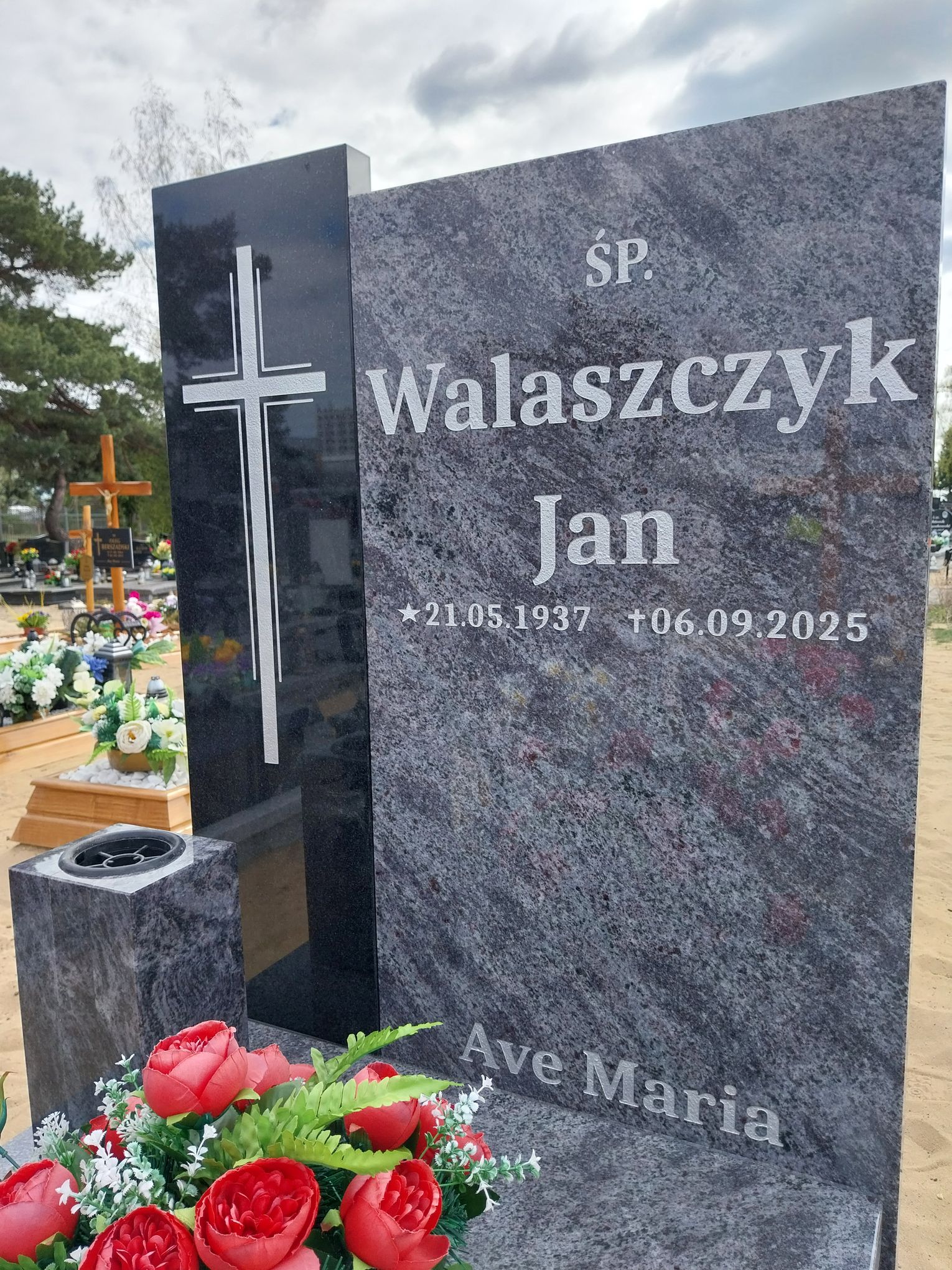 Grób Jan Walaszczyk