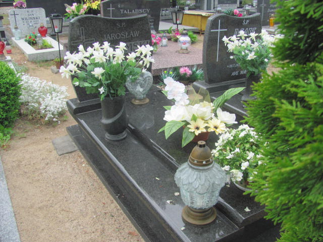 Grób Jarosław Gadomski