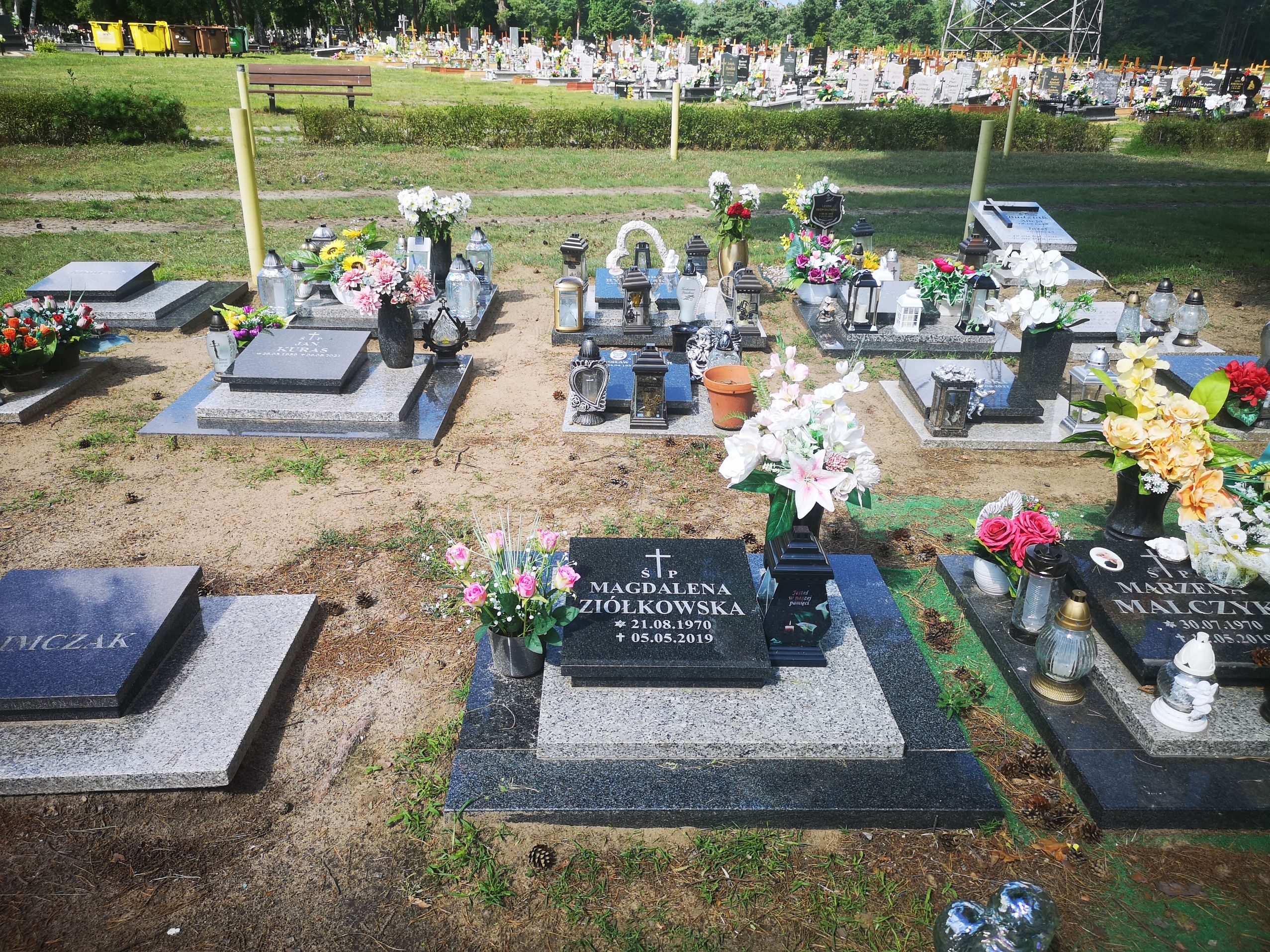 Magdalena Ziółkowska 1970 Bydgoszcz - Grobonet - Wyszukiwarka osób pochowanych