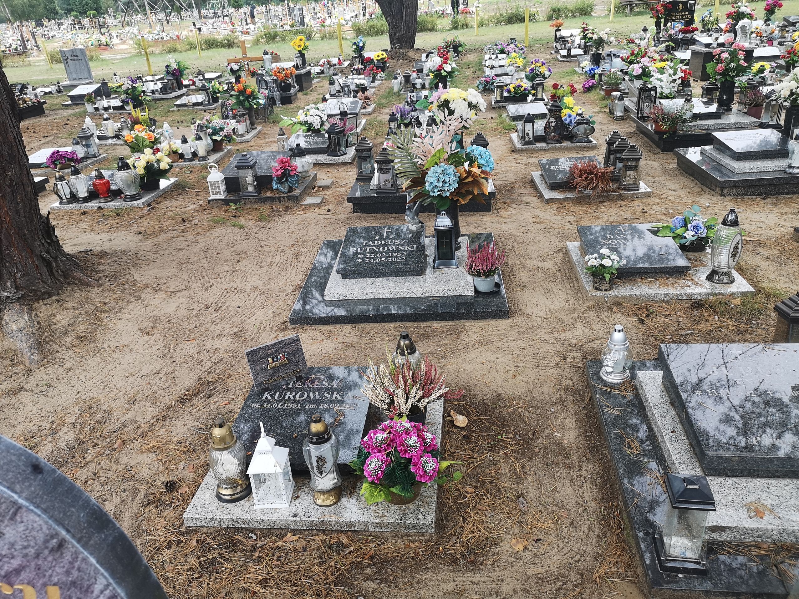 Teresa Kurowska 1951 Bydgoszcz - Grobonet - Wyszukiwarka osób pochowanych