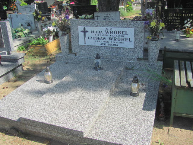 Grób Łucja Wróbel