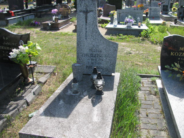 Grób Teresa Żmudzińska