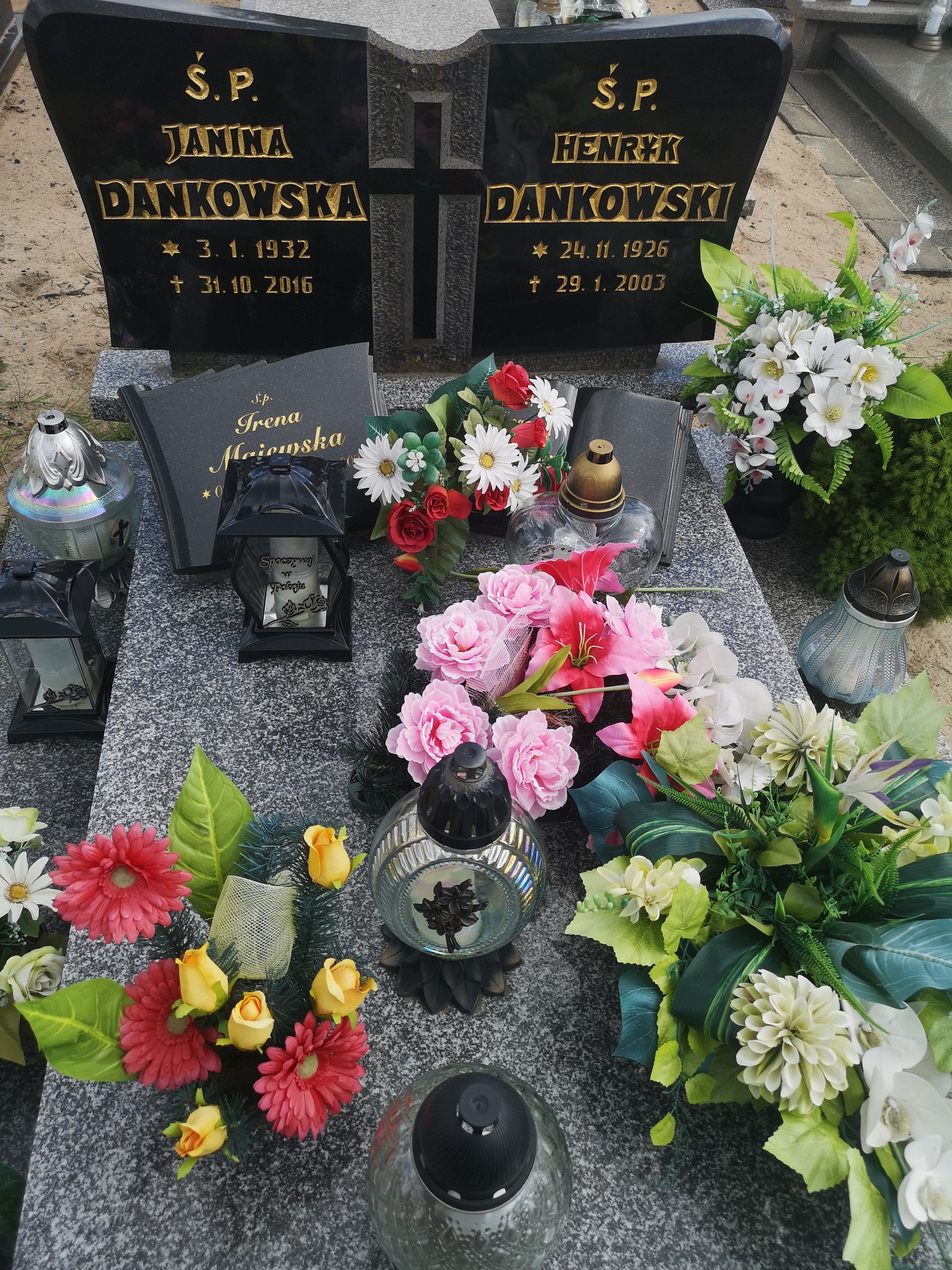 Aleksandra Dankowska 1958 Bydgoszcz - Grobonet - Wyszukiwarka osób pochowanych