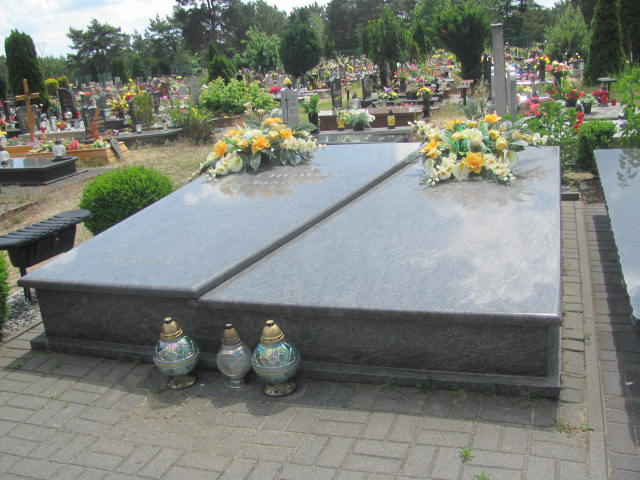 Grób Henryka Chowoj