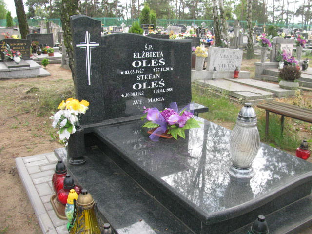 Grób Elżbieta Oleś