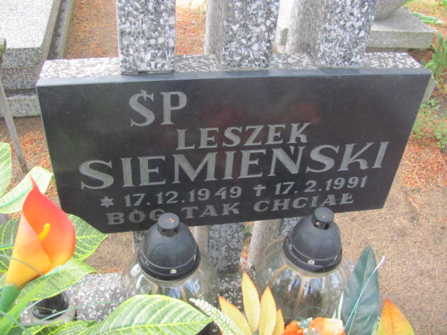Leszek Siemieński 1949 Bydgoszcz - Grobonet - Wyszukiwarka osób pochowanych