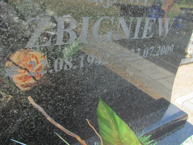 Grób Zbigniew Staak