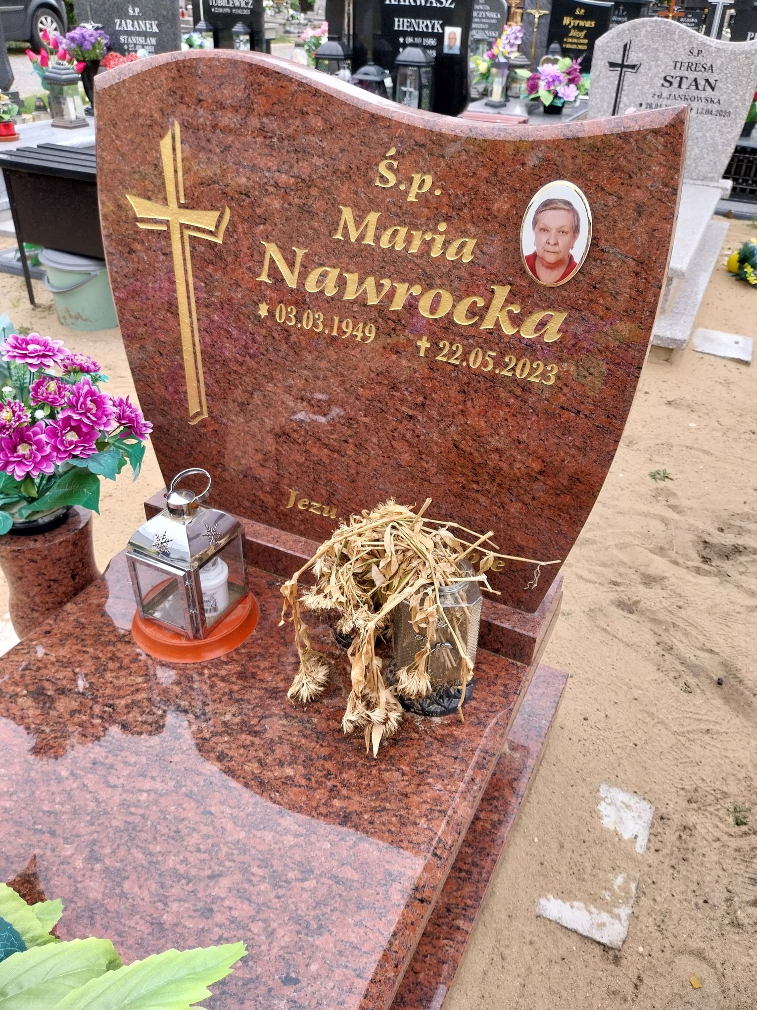 Grób Maria Nawrocka