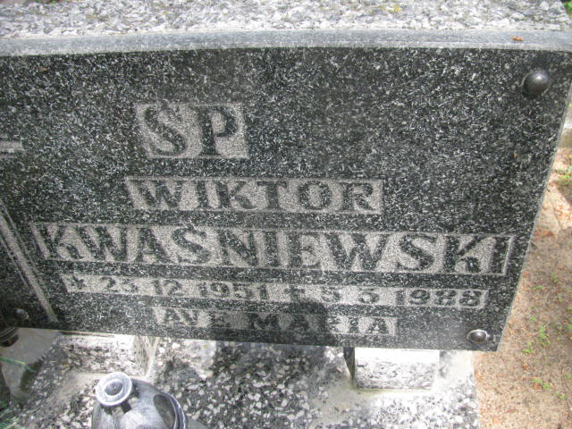 Wiktor Kwaśniewski 1951 Bydgoszcz - Grobonet - Wyszukiwarka osób pochowanych