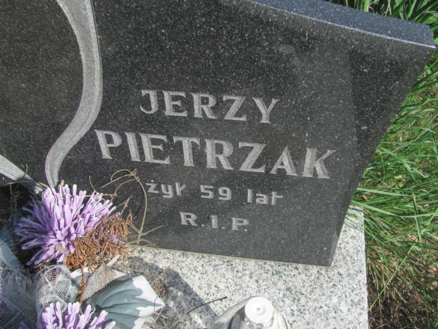 Jerzy Pietrzak 1946 Bydgoszcz - Grobonet - Wyszukiwarka osób pochowanych