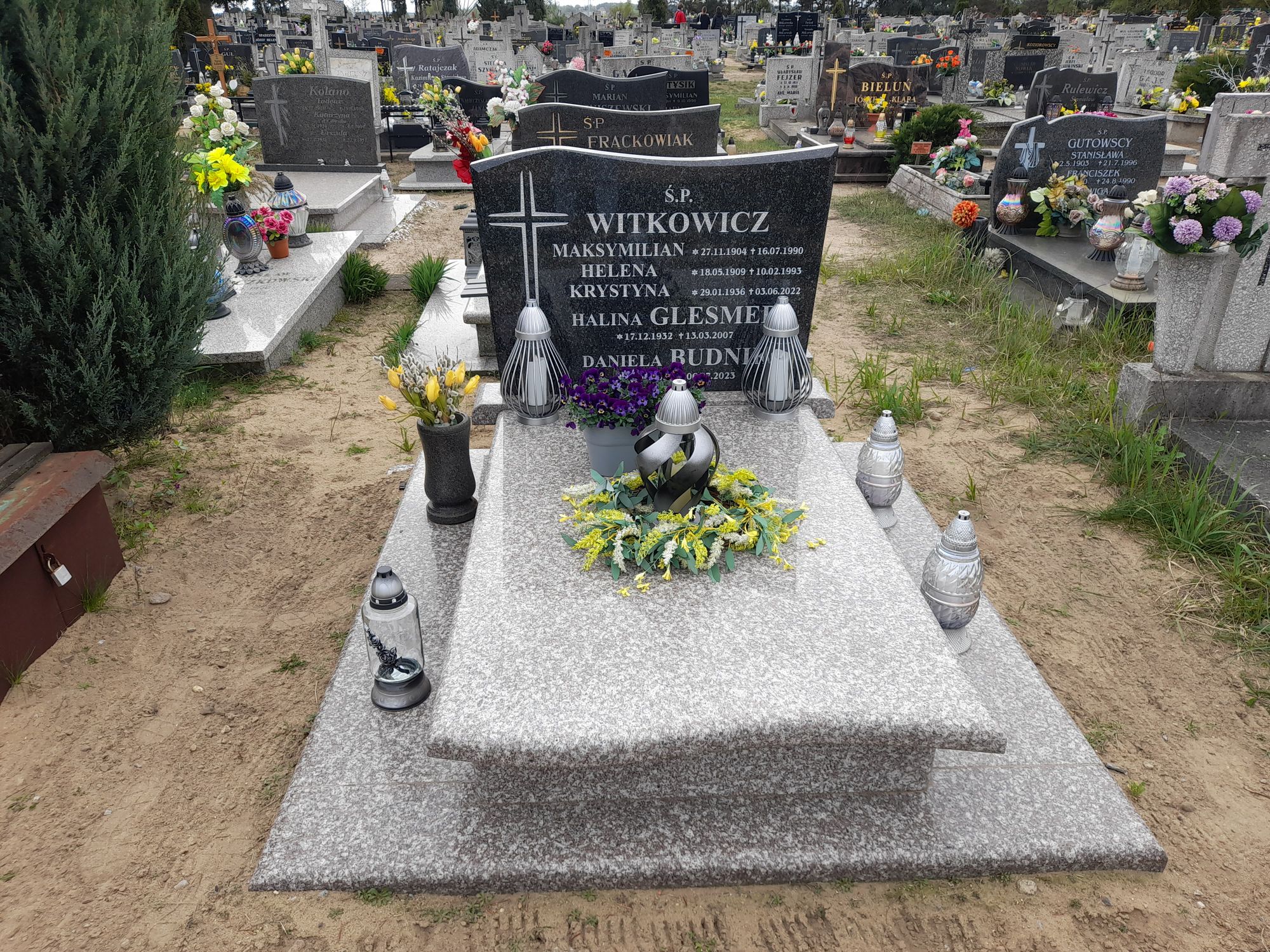 Halina Glesmer 1932 Bydgoszcz - Grobonet - Wyszukiwarka osób pochowanych