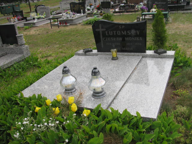 Grób Adam Lutomski