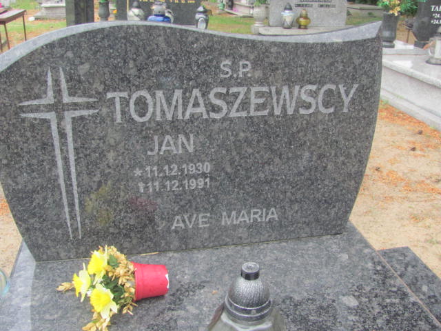 Zofia Tomaszewska 1930 Bydgoszcz - Grobonet - Wyszukiwarka osób pochowanych