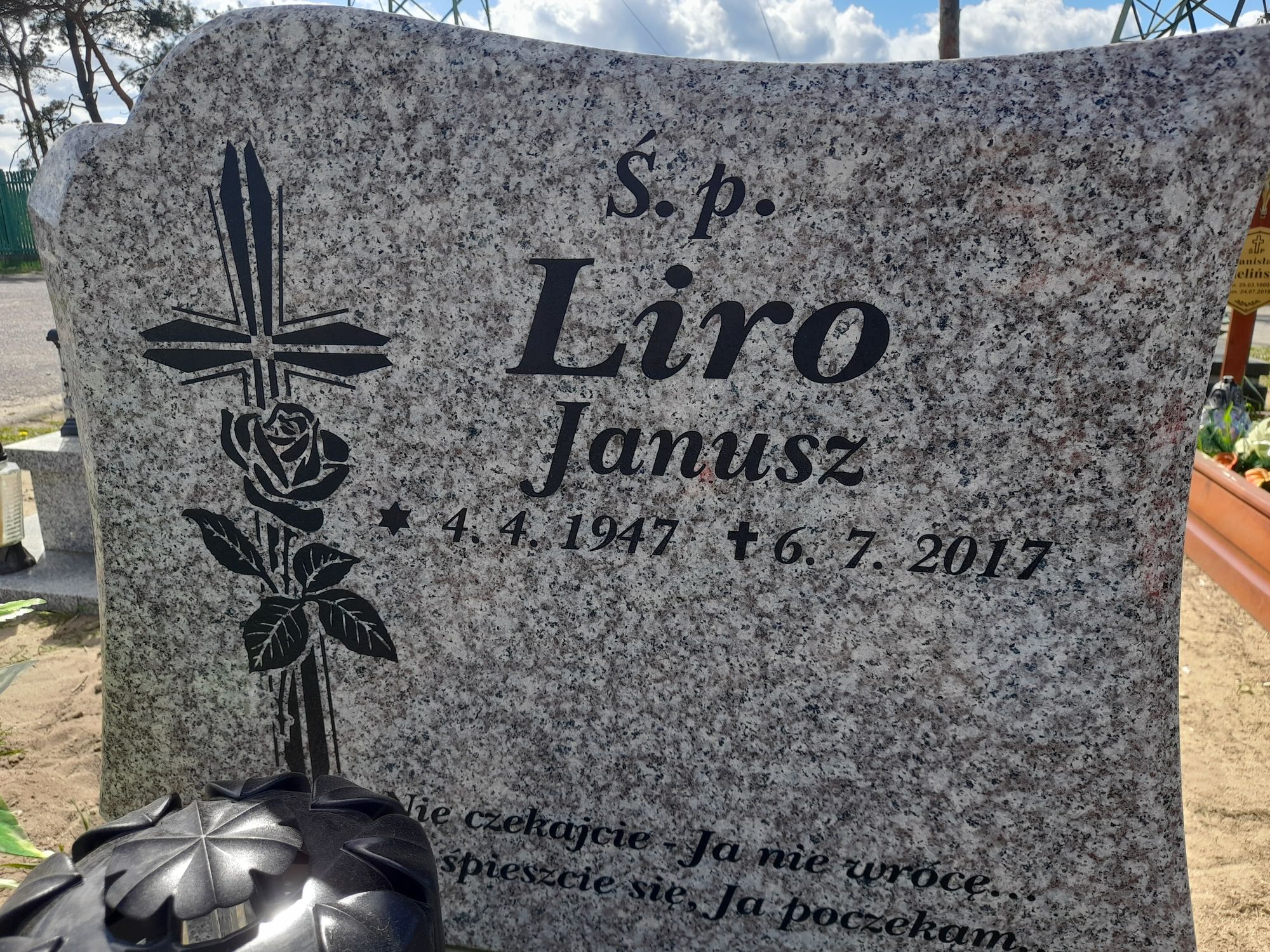 Janusz LIRO 1947 Bydgoszcz - Grobonet - Wyszukiwarka osób pochowanych