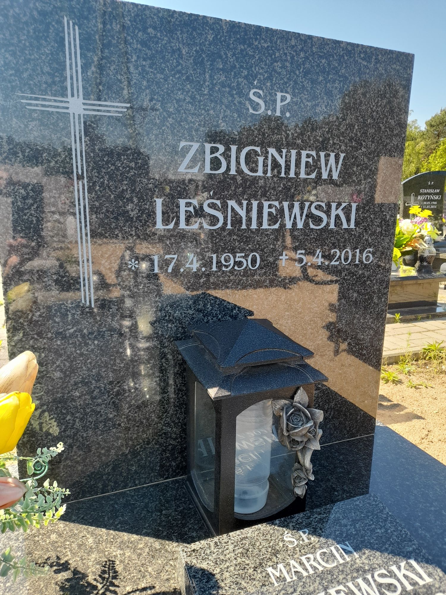 Zbigniew Leśniewski 1950 Bydgoszcz - Grobonet - Wyszukiwarka osób pochowanych
