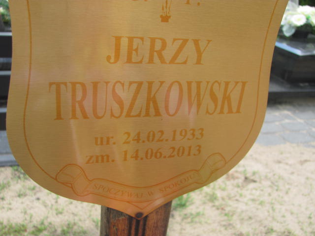 Jerzy Truszkowski 1933 Bydgoszcz - Grobonet - Wyszukiwarka osób pochowanych