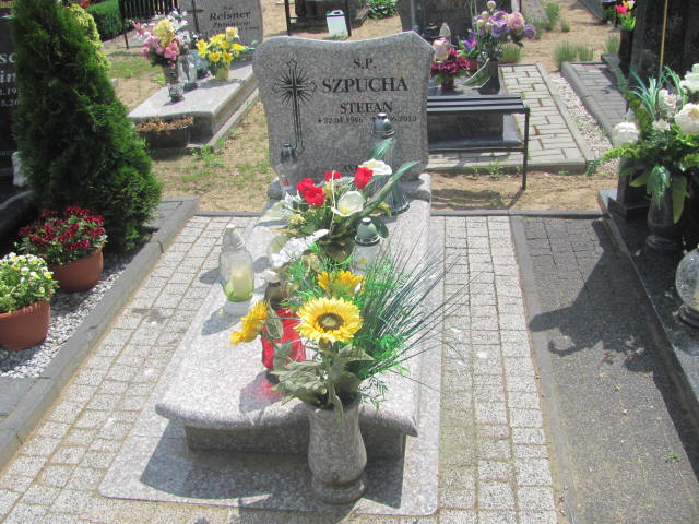 Grób Stefan Szpucha