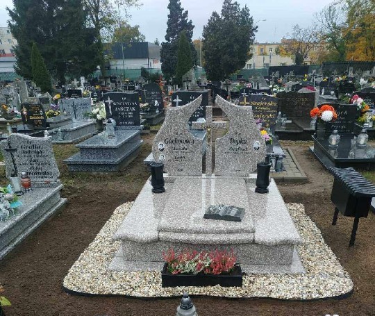 Grób Leon Gackowski