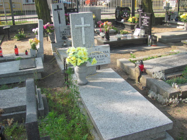 Grób Gertruda Freyter