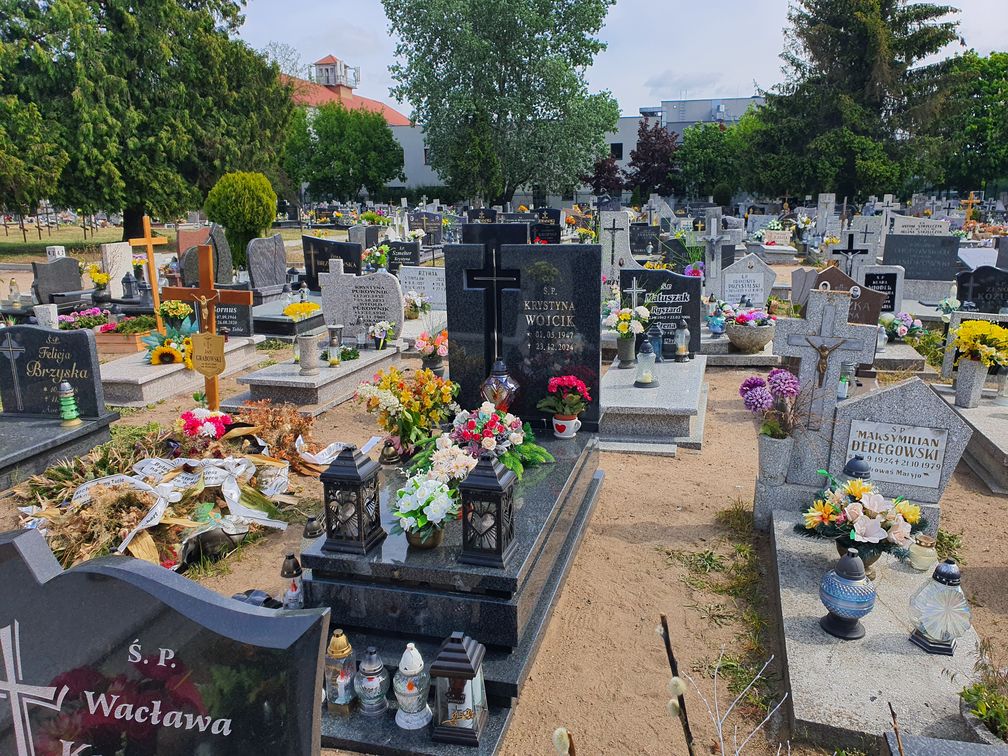 Krystyna Wójcik 1947 Bydgoszcz - Grobonet - Wyszukiwarka osób pochowanych