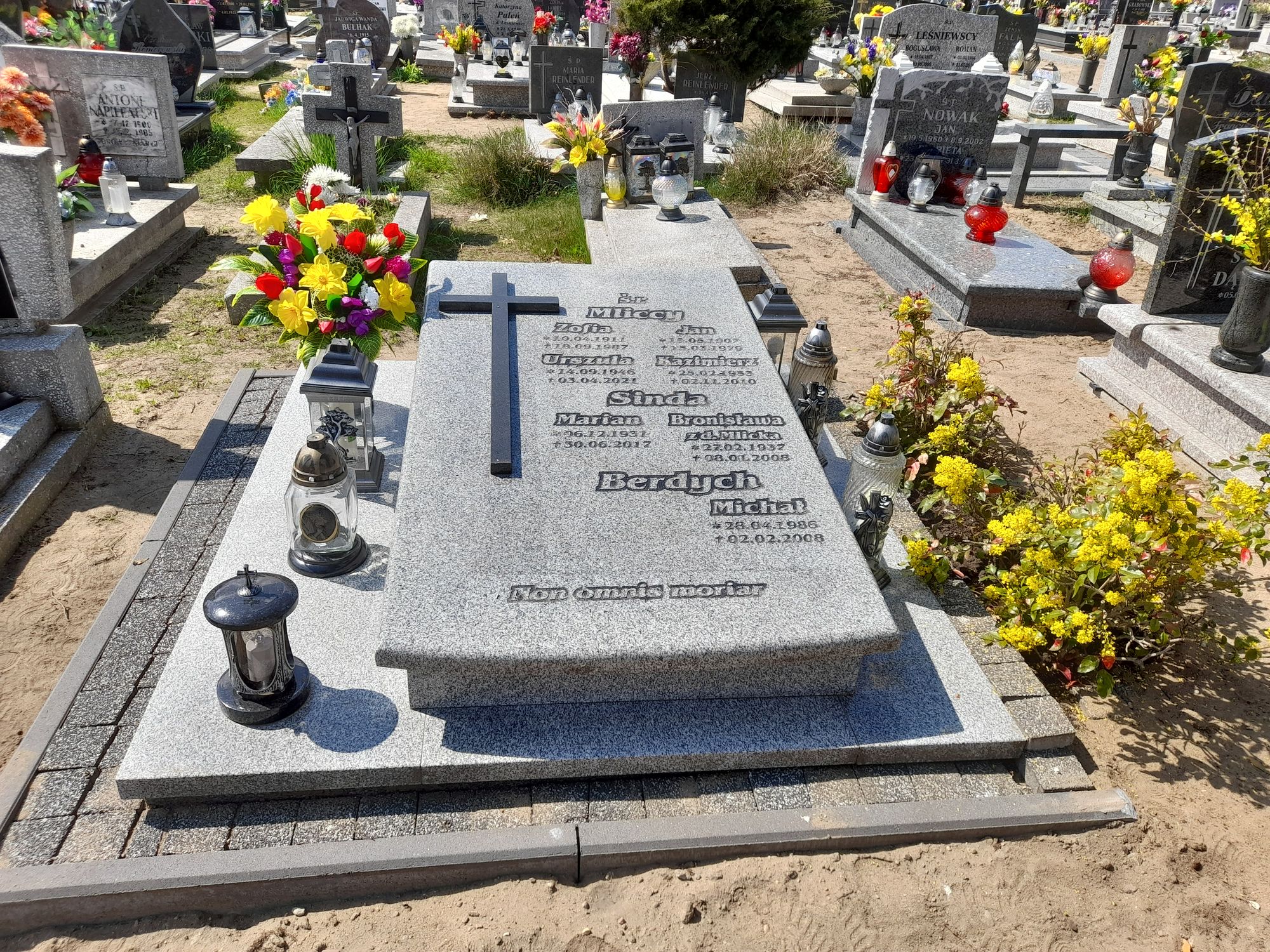 Michał Berdych 1986 Bydgoszcz - Grobonet - Wyszukiwarka osób pochowanych