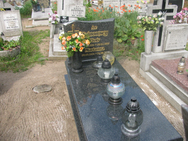 Grób Piotr Hojnowski