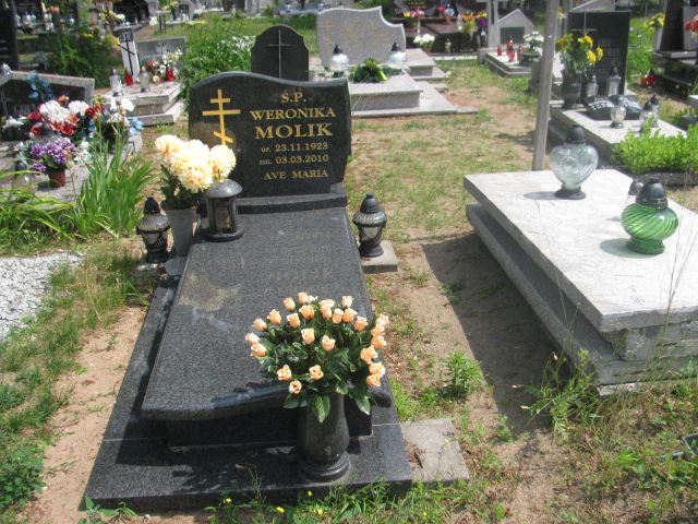 Grób Weronika Molik