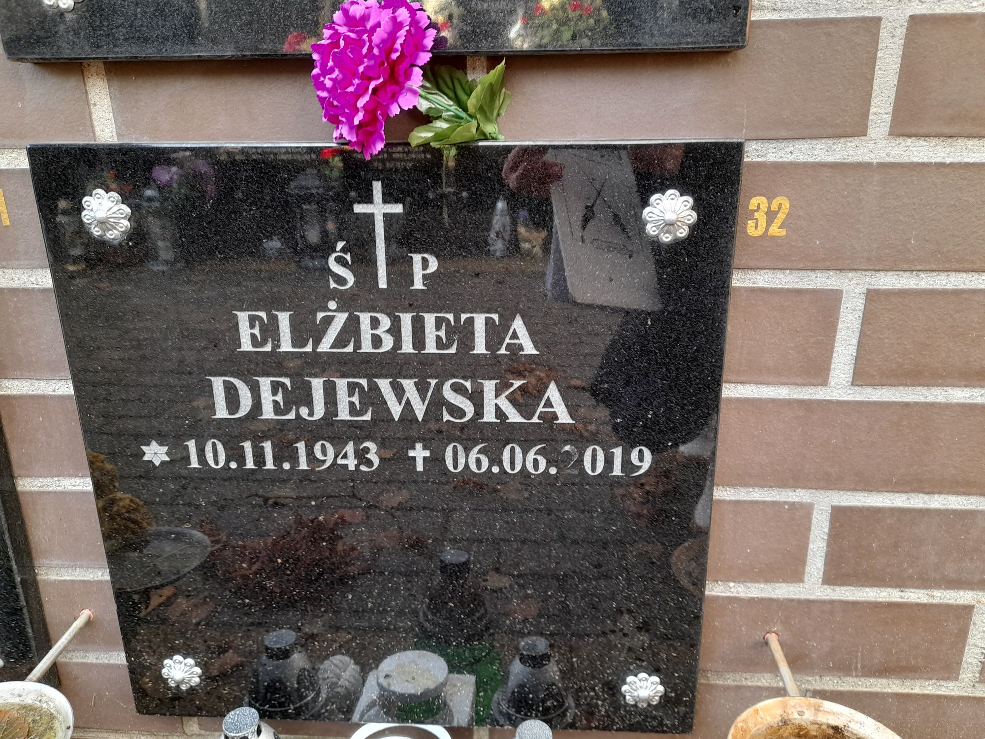 Grób Elżbieta Dejewska