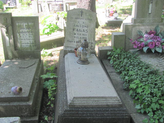 Grób Antoni Fagas