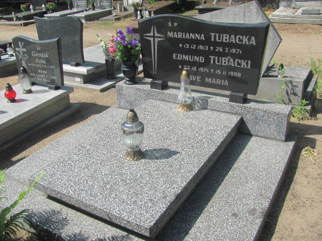 Grób Edmund Tubacki