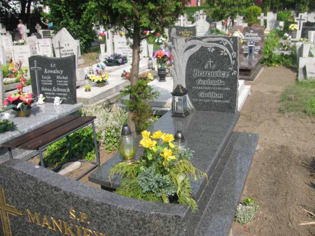 Grób Gertruda Borowicz